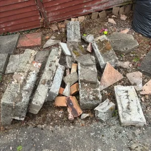 Pavement tiles, stones, concrete blocks - Image 2