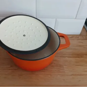 Cast Iron casserole pan - Image 2