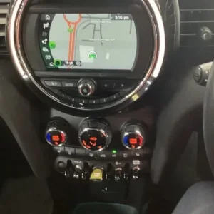 2020 MINI Electric Cooper SE - Image 2