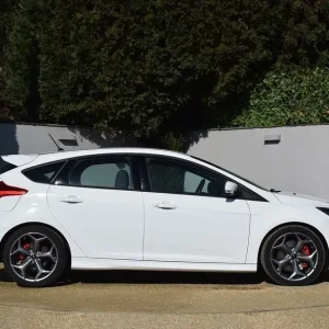 2018 Ford Focus 2.0 TDCi ST-3 Hatchback - Image 5