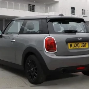 2020 MINI One Classic 1.5 Petrol Manual Hatchback - Image 6