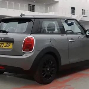 2020 MINI One Classic 1.5 Petrol Manual Hatchback - Image 8