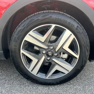 2023 Hyundai Bayon 1.0 TGDi 48V MHEV Premium 5-door Hatchback - Image 8