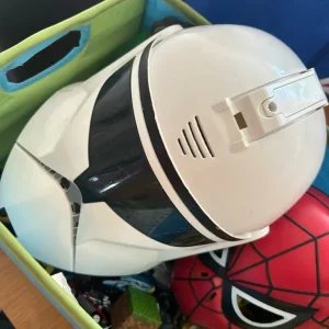 Box of various toys - Image 7