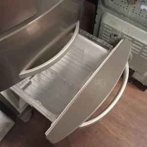 Hotpoint double door fridge freezer - Image 2