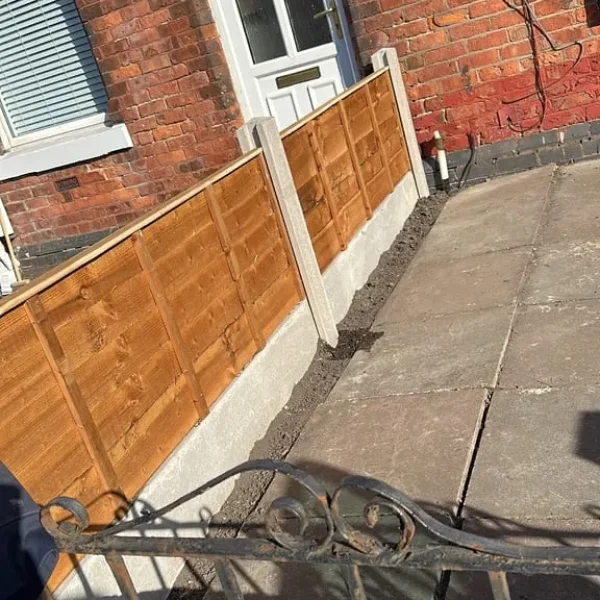 2 spare concrete posts for collection