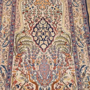 very Fine handmade persian isfahan rug - Image 2
