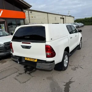 2020 Toyota Hilux ICON 4WD D-4D Diesel Pickup - Image 4