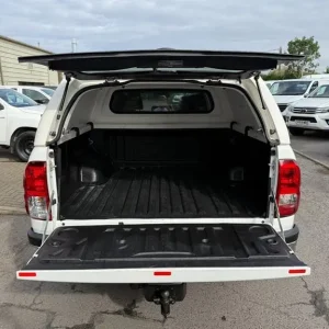 2020 Toyota Hilux ICON 4WD D-4D Diesel Pickup - Image 7