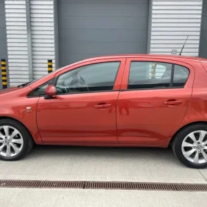 2012 Vauxhall Corsa 13 CDTi ecoFLEX Active 5-door hatchback diesel manual - Image 4
