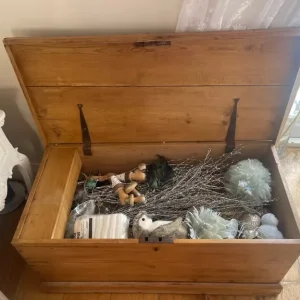 Antique pine blanket box - Image 5