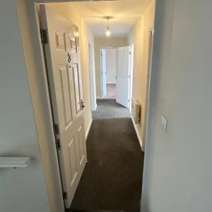 3 BEDROOM APARTMENT IN ARMTHORPE, DONCASTER - Image 5
