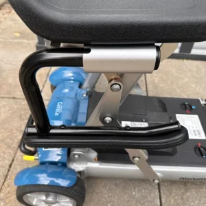 CareCo Minimus folding electric mobility scooter - Image 4