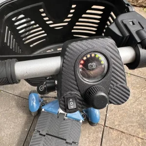 CareCo Minimus folding electric mobility scooter - Image 5