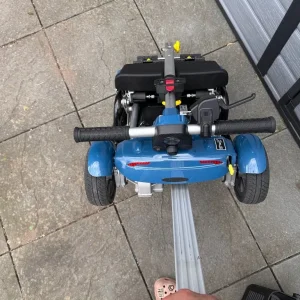 CareCo Minimus folding electric mobility scooter - Image 8