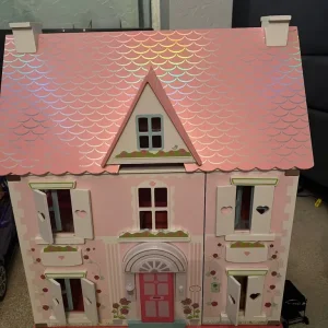 Doll house excellent condition - Image 5