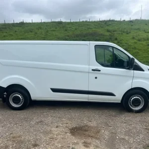 2021 Ford Transit Custom 300 LEADER L2 Panel Van Diesel Manual - Image 7