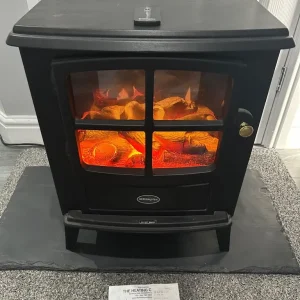 Dimplex Optiflame log effect fan heater with hearth