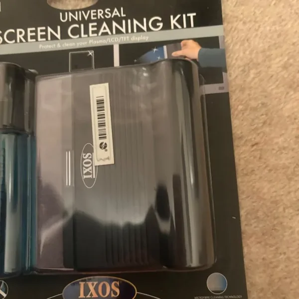 Universal screening cleaning kit