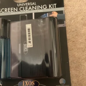 Universal screening cleaning kit