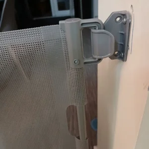 Retractable safety gate - Image 2