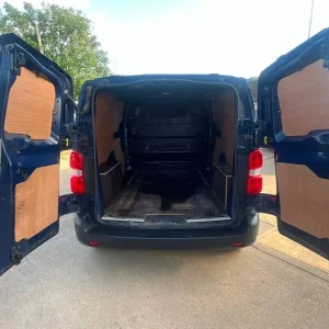 2019 Citroen Dispatch 2.0 BlueHDi Panel Van - Image 4