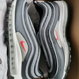 Nike Air 97 Anthracite/Crimson Flash - Image 3