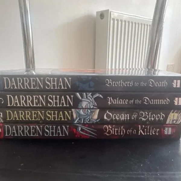 Saga of Larten Crepsley 4 book set
