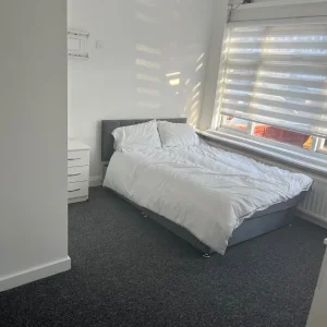 En suite bedroom