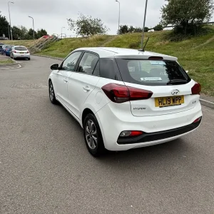 2019 Hyundai i20 1.2 SE Launch Edition 5Dr - Image 5