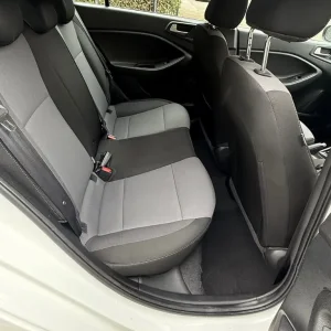 2019 Hyundai i20 1.2 SE Launch Edition 5Dr - Image 7