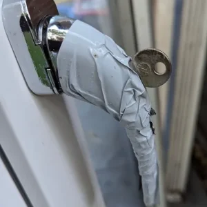 Set of 3 tilt and turn doors and window - Image 3