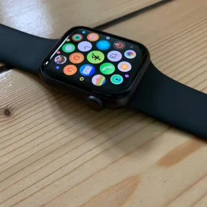 Apple Watch Series SE 2022 40mm GPS - Image 5