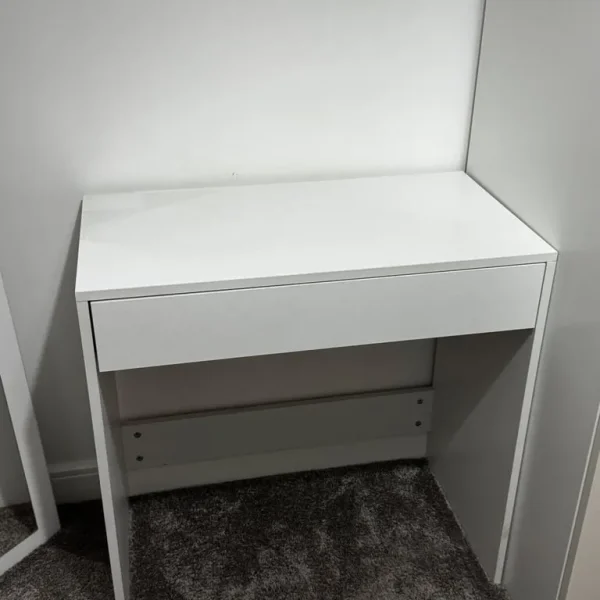Small desk