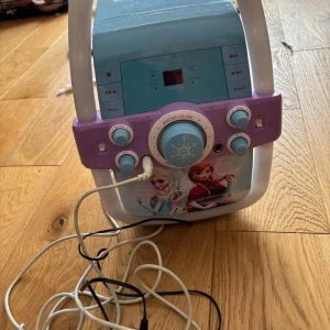 Frozen Karaoke Machine