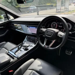 2023 Audi Q7 3.0 TDI V6 50 Black Edition SUV - Image 6