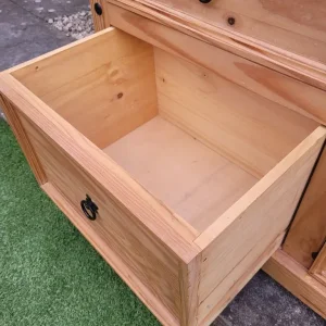Extra large Mexican pine chest of drawers - Image 5