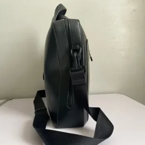 Tommy Hilfiger Men's Faux Leather Commuter Bag - Image 2