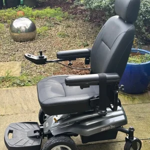 I-Go Zenith PRO Large Powerchair – Hardly Used - Image 2