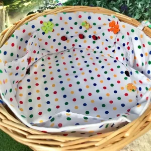 Round willow basket with cotton liner and pockets - Image 6