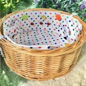 Round willow basket with cotton liner and pockets