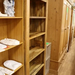 Mango wood bookcase with 5 shelves - Image 6