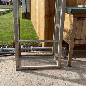 Rabbit hutch - Image 3