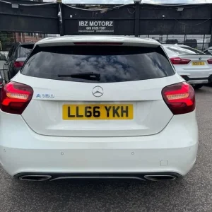 2017 Mercedes-Benz A-Class 1.6 Sport 7G-DCT Euro 6 5-door hatchback - Image 7