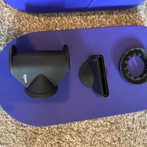 Dyson Supersonic hairdryer with attachments - Image 5