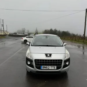 Peugeot 3008 Hatchback 2012 Manual 5-door - Image 2
