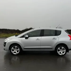 Peugeot 3008 Hatchback 2012 Manual 5-door - Image 3