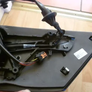 Passenger Side Door Mirror - Electric & Heated - Image 2
