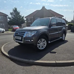 Mitsubishi Shogun Estate 2016 3200cc 5-door
