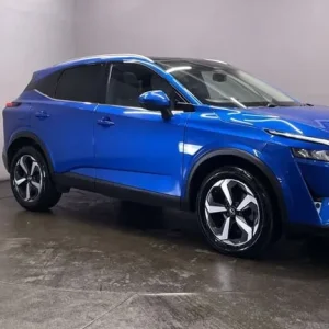 2022 Nissan Qashqai 1.3 DIG-T Hybrid SUV - Image 2